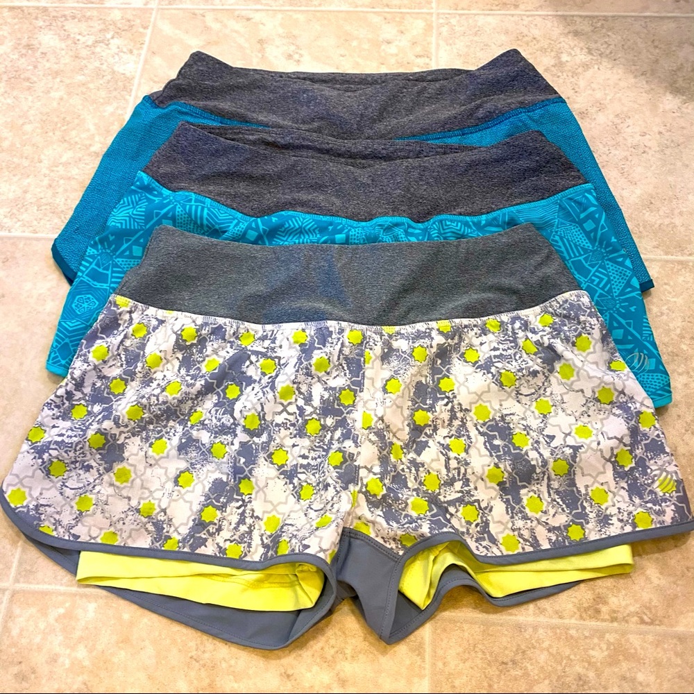 Set of 3 athletic shorts